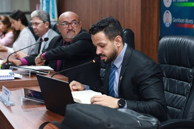 ad1bd010-65c5-49cb-b941-aeef59cbaddc.jpg