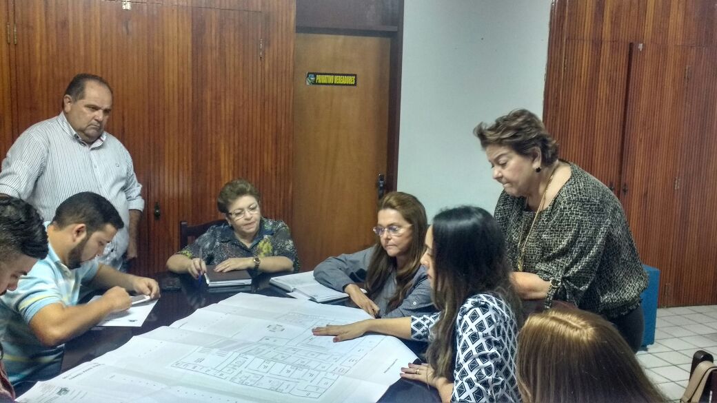 Câmara Municipal faz reunião sobre construção de sede própria