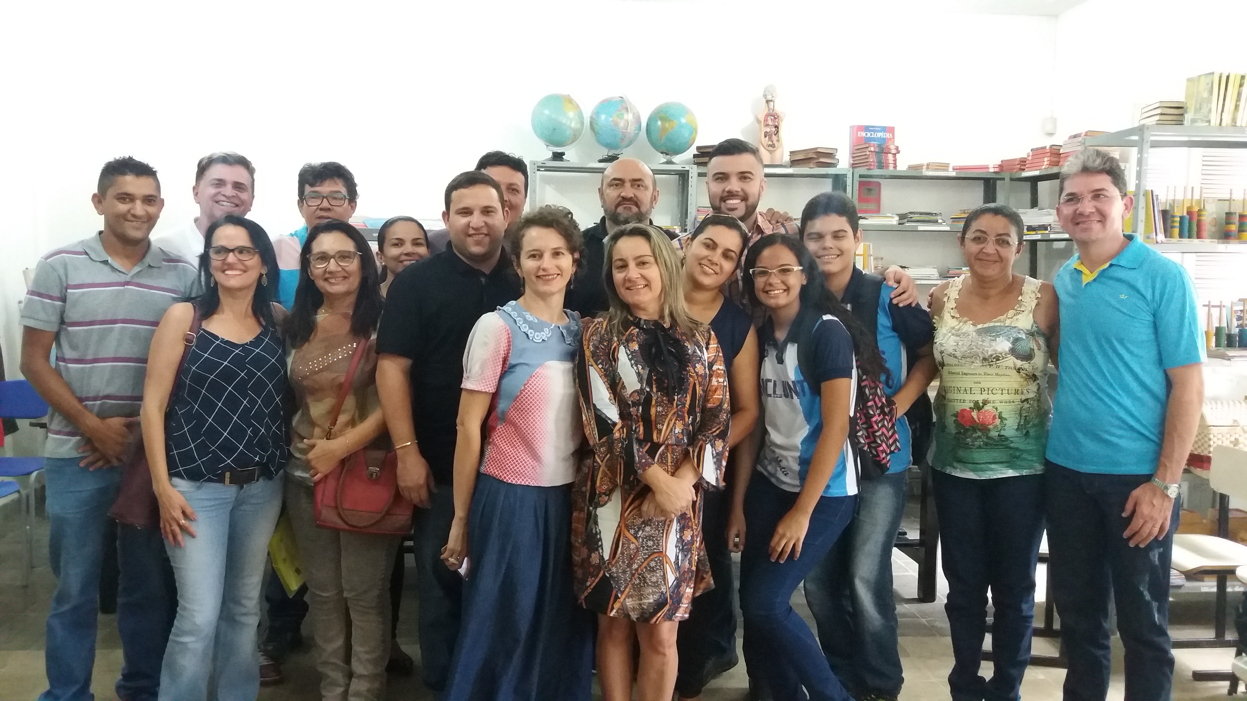 Escola Cunha da Mota convoca vereadores para debater ensino público