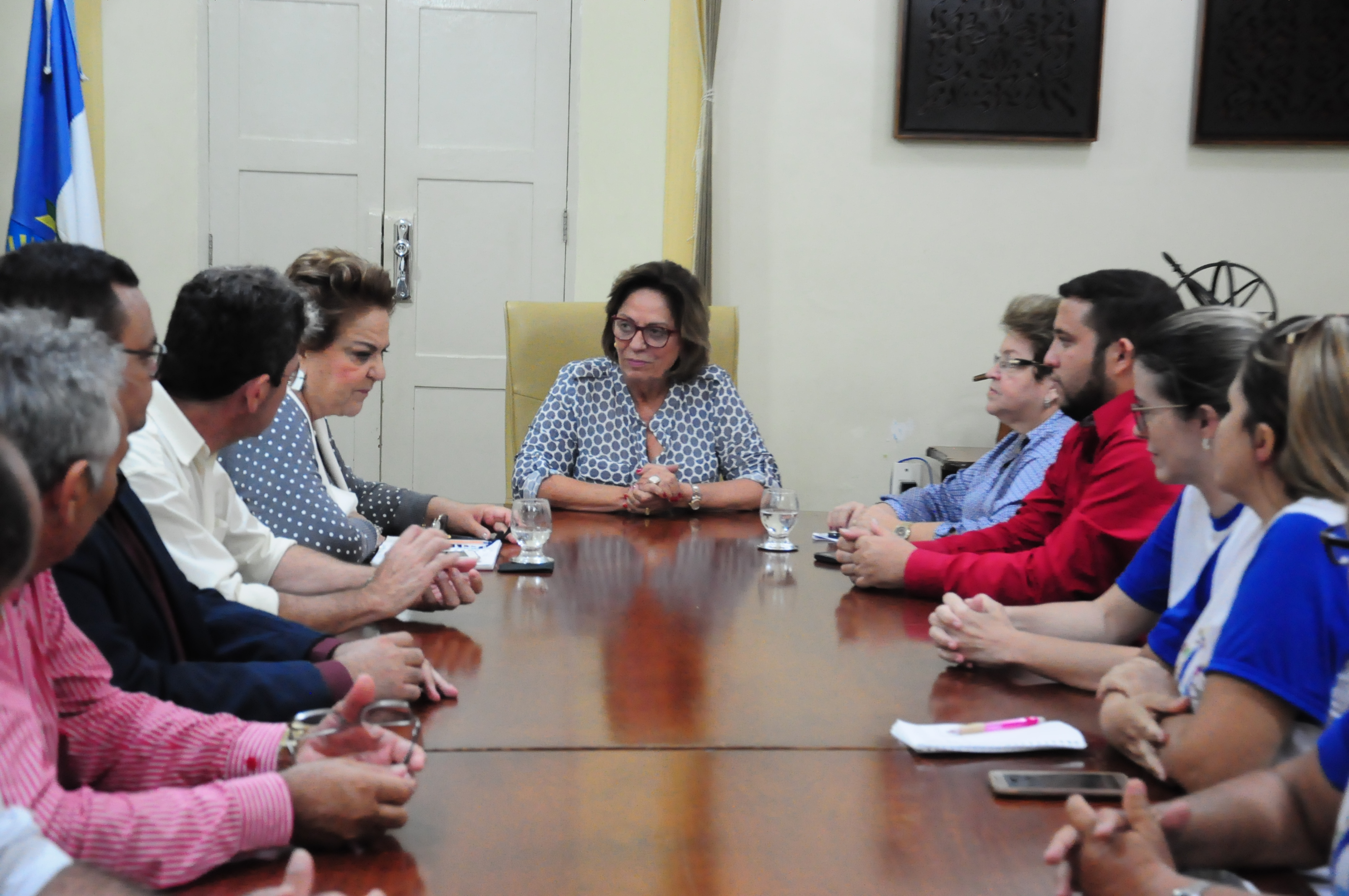Vereadores acompanham mães de diabéticos em reunião com prefeita Rosalba Ciarlini