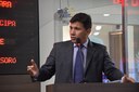 Alex Moacir reivindica melhorias para ruas e praças