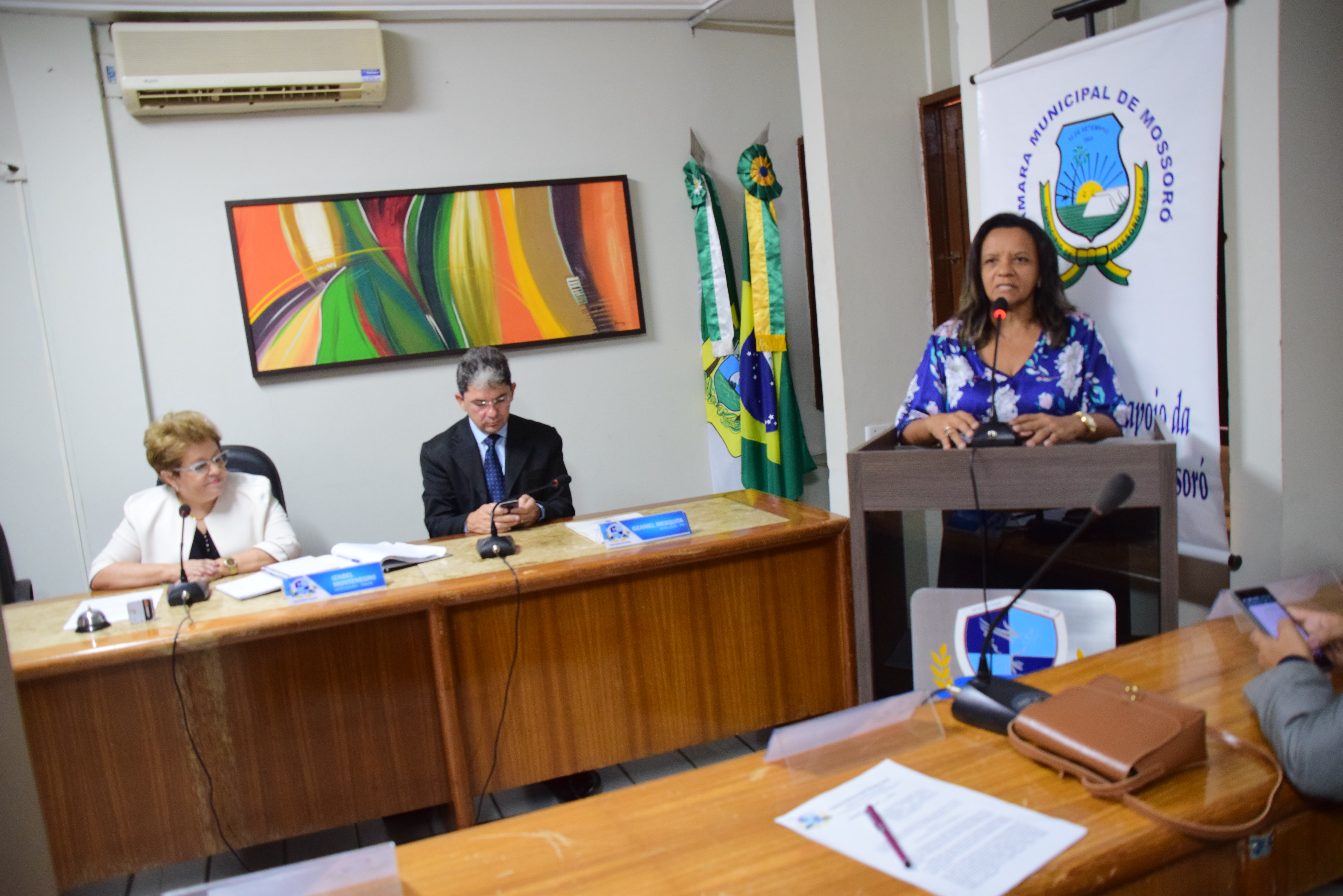 Aline Couto agradece apoio da Assembleia de Deus em projeto social no Barrocas