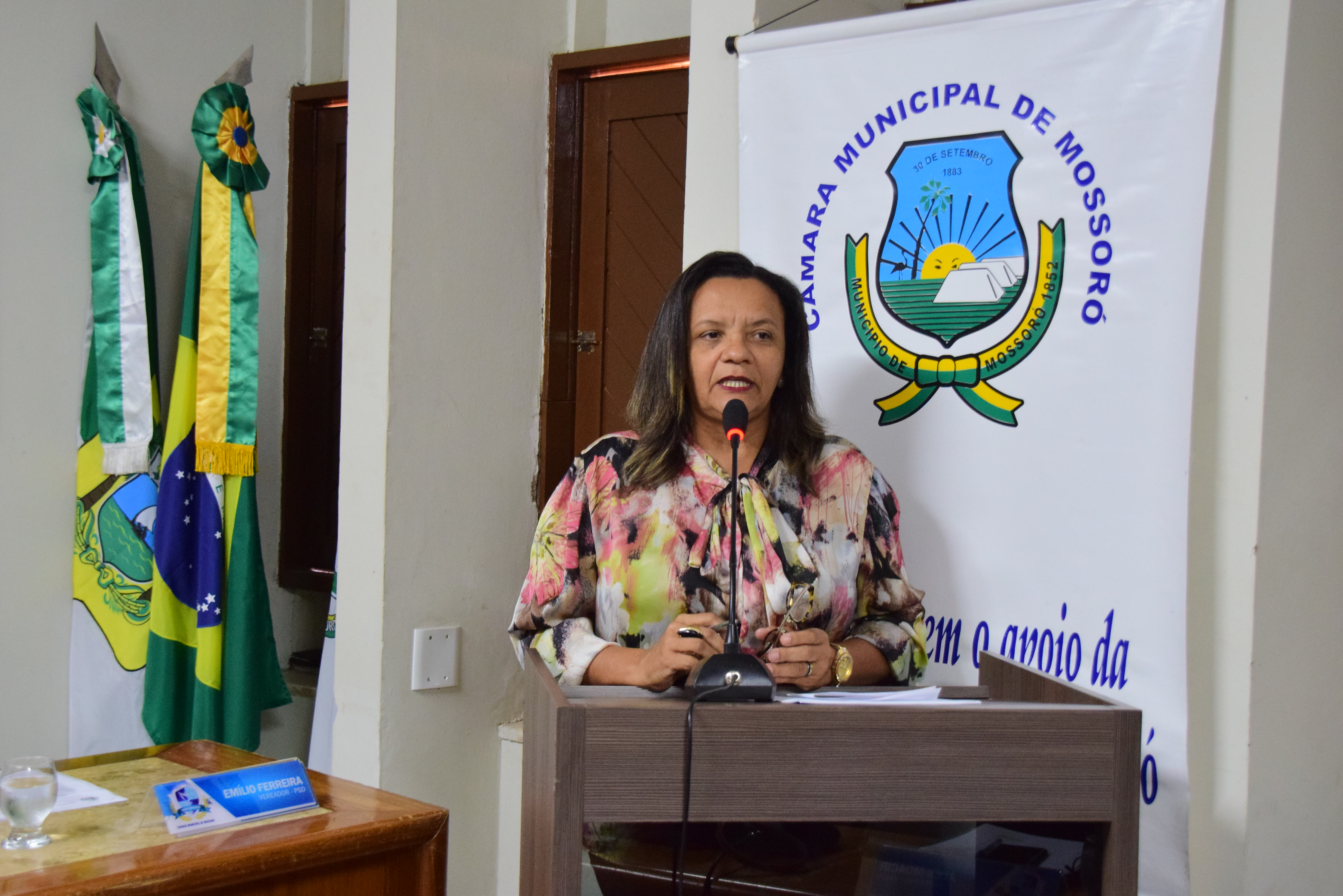 Aline Couto registra pleitos atendidos pela Prefeitura