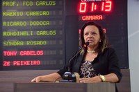 Aline Couto registra reivindicações para o  Conjunto Santa Júlia e imediações