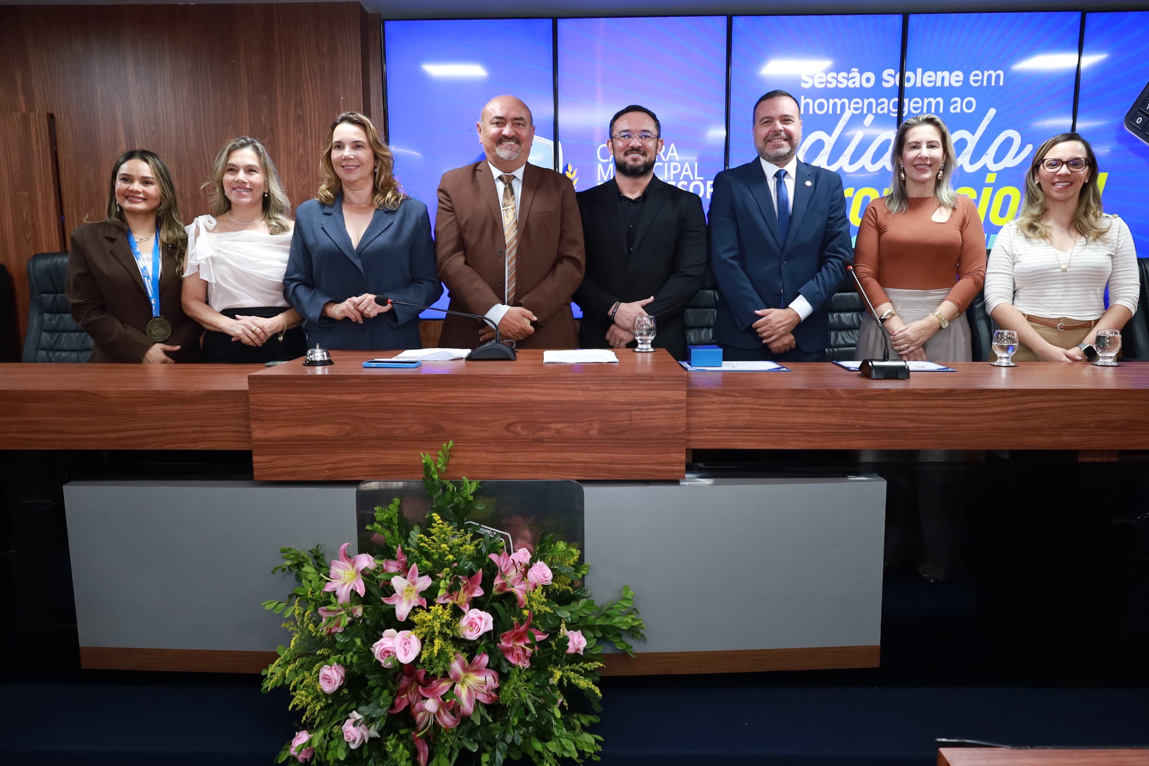 Câmara de Mossoró homenageia 19 profissionais em sessão solene pelo Dia da Contabilidade