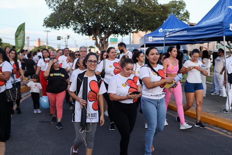 Câmara de Mossoró participa de caminhada pelo combate ao abuso e exploração sexual de menores