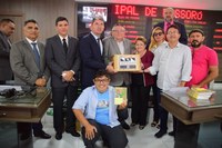 Câmara doa 50 mil folhas de papel à Fundação Vingt-un Rosado