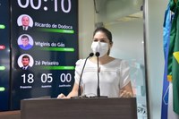 Carmem Júlia anuncia benefícios à saúde da mulher