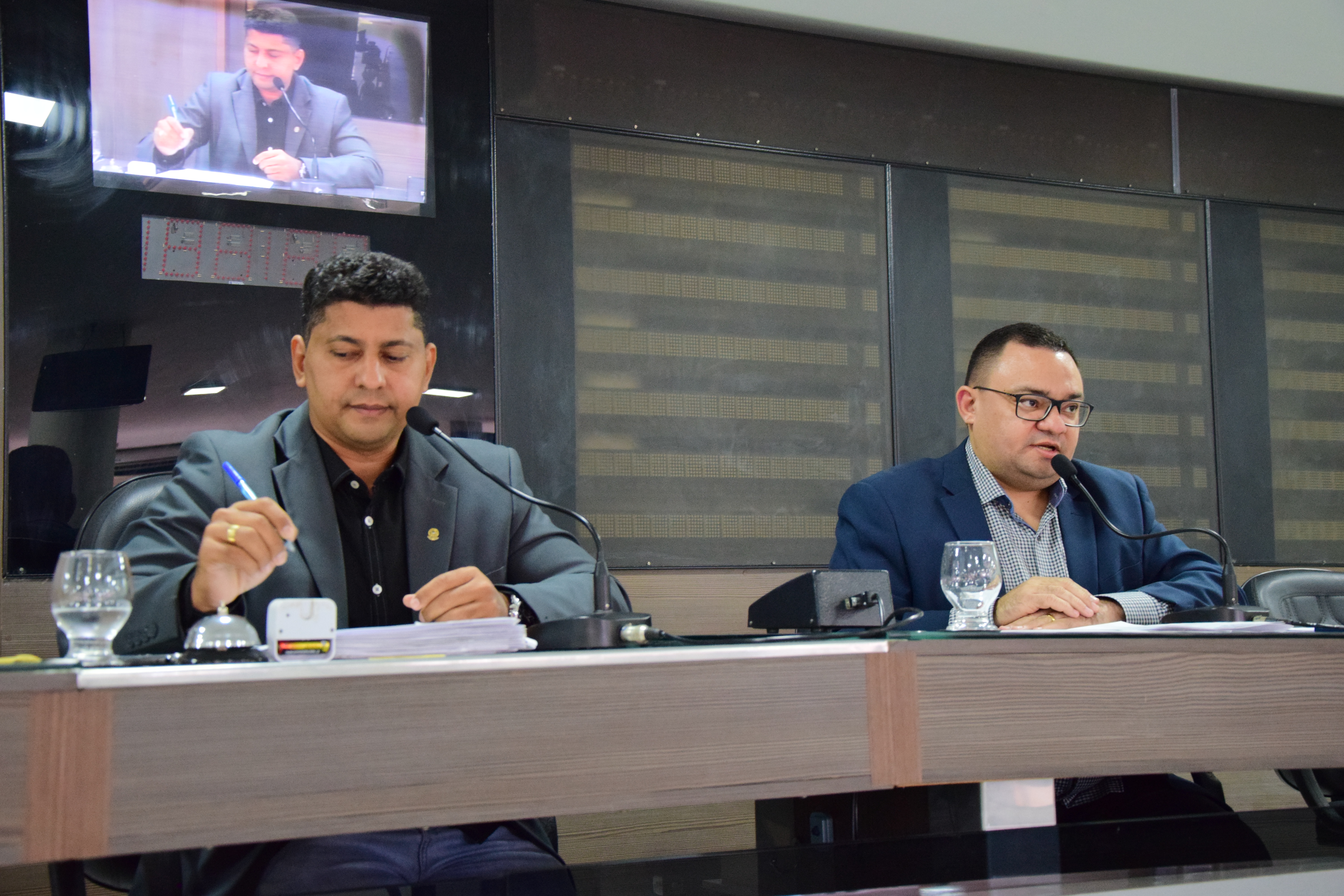 Comissão de Constituição e Justiça analisa 17 Projetos de Lei