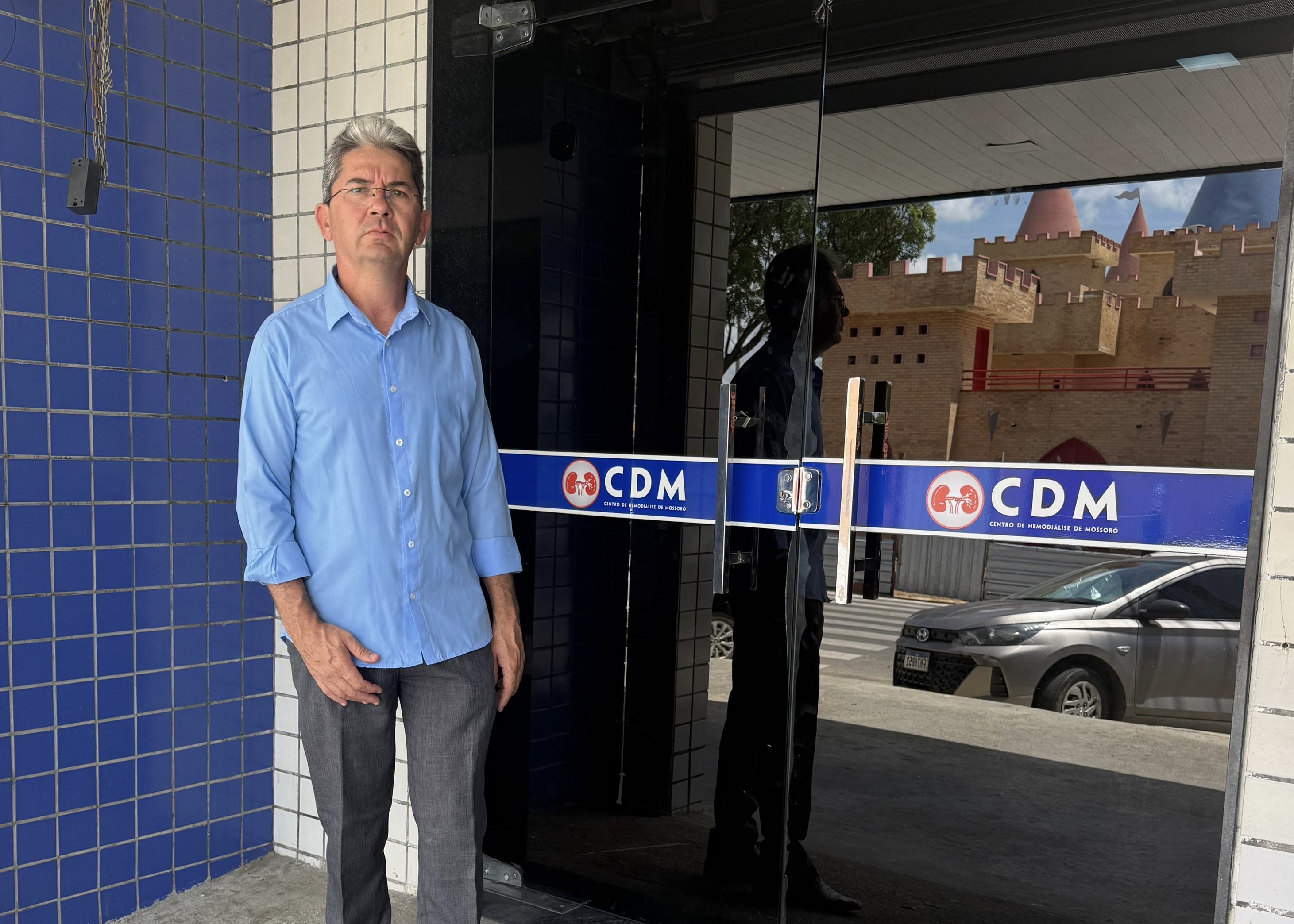 Comissão de Saúde da Câmara acompanha situação do CDM e cobra assistência a pacientes