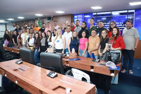 Escola do Legislativo capacita mais de 80 servidores em novembro