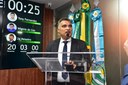 Francisco Carlos defende curso público de Arquitetura