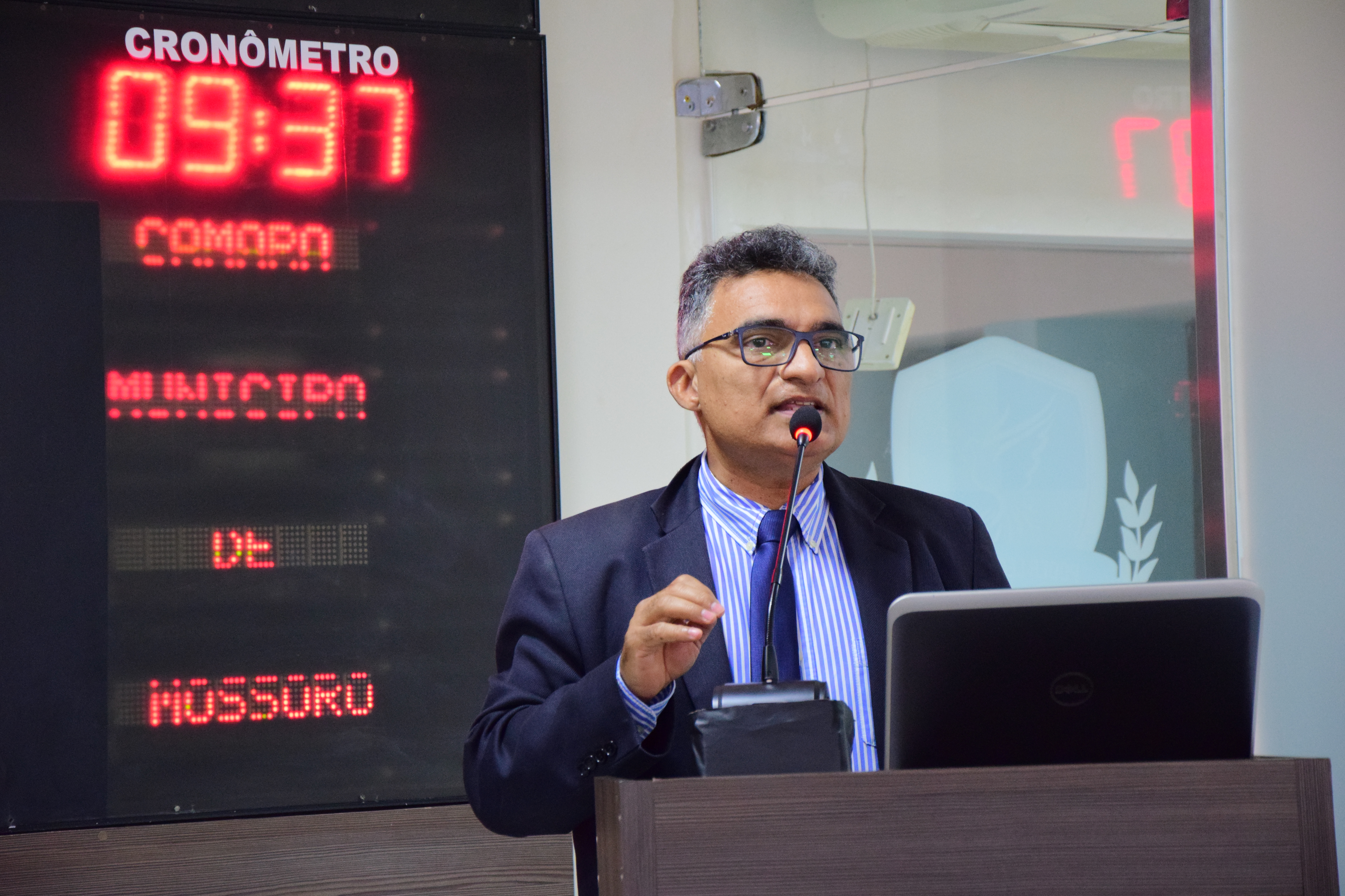 Francisco Carlos defende Fundeb durante pronunciamento