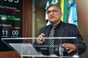 Francisco Carlos exalta Isaura Amélia na Academia de Letras