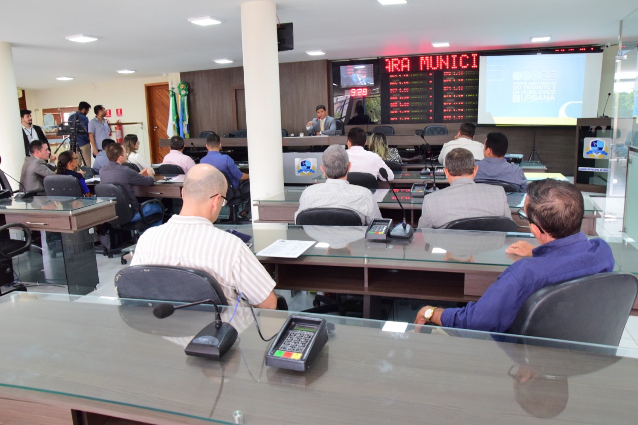 Frente aponta avanços em vias rápidas  e estacionamentos