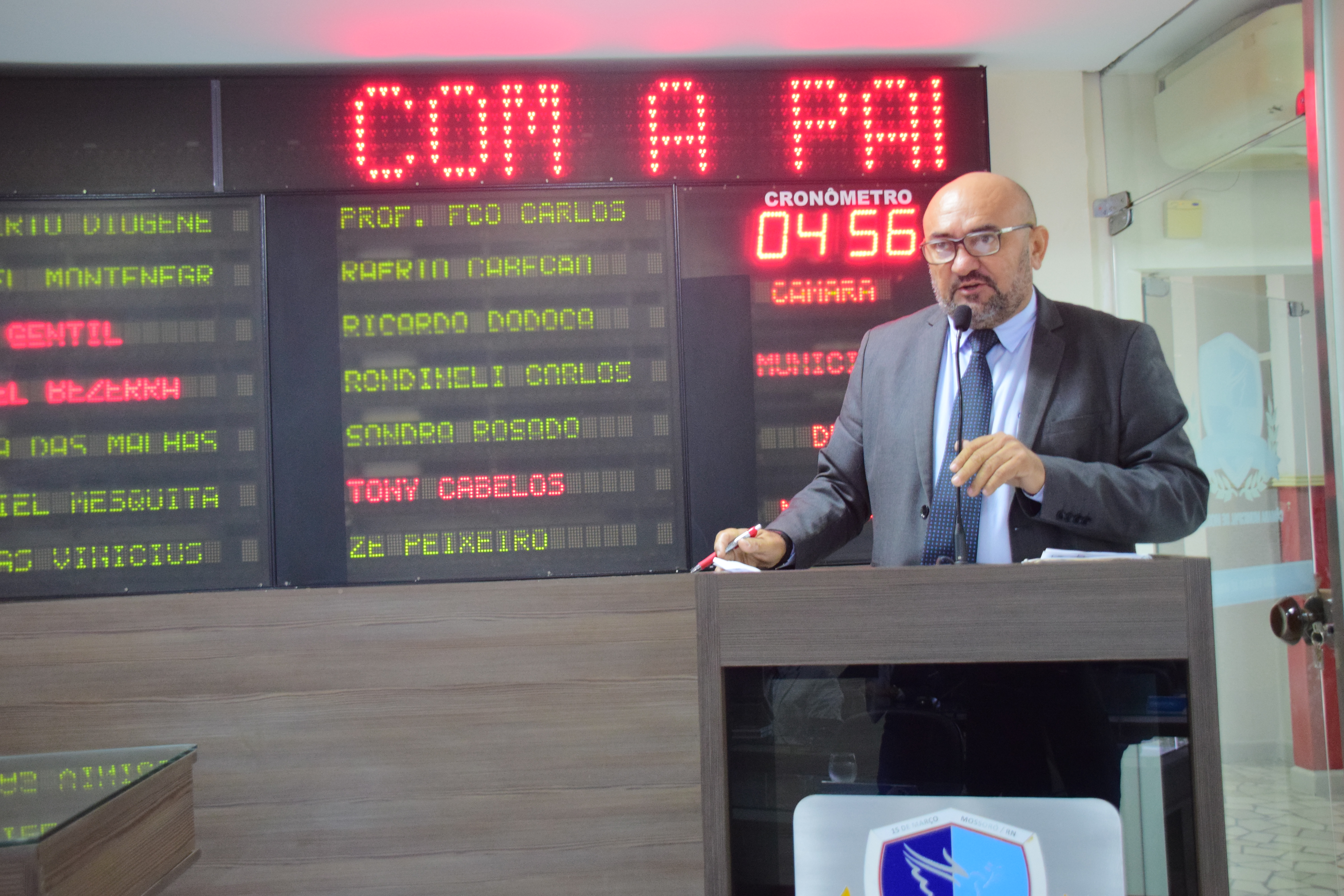 Gastos com publicidade surpreende vereador Raério