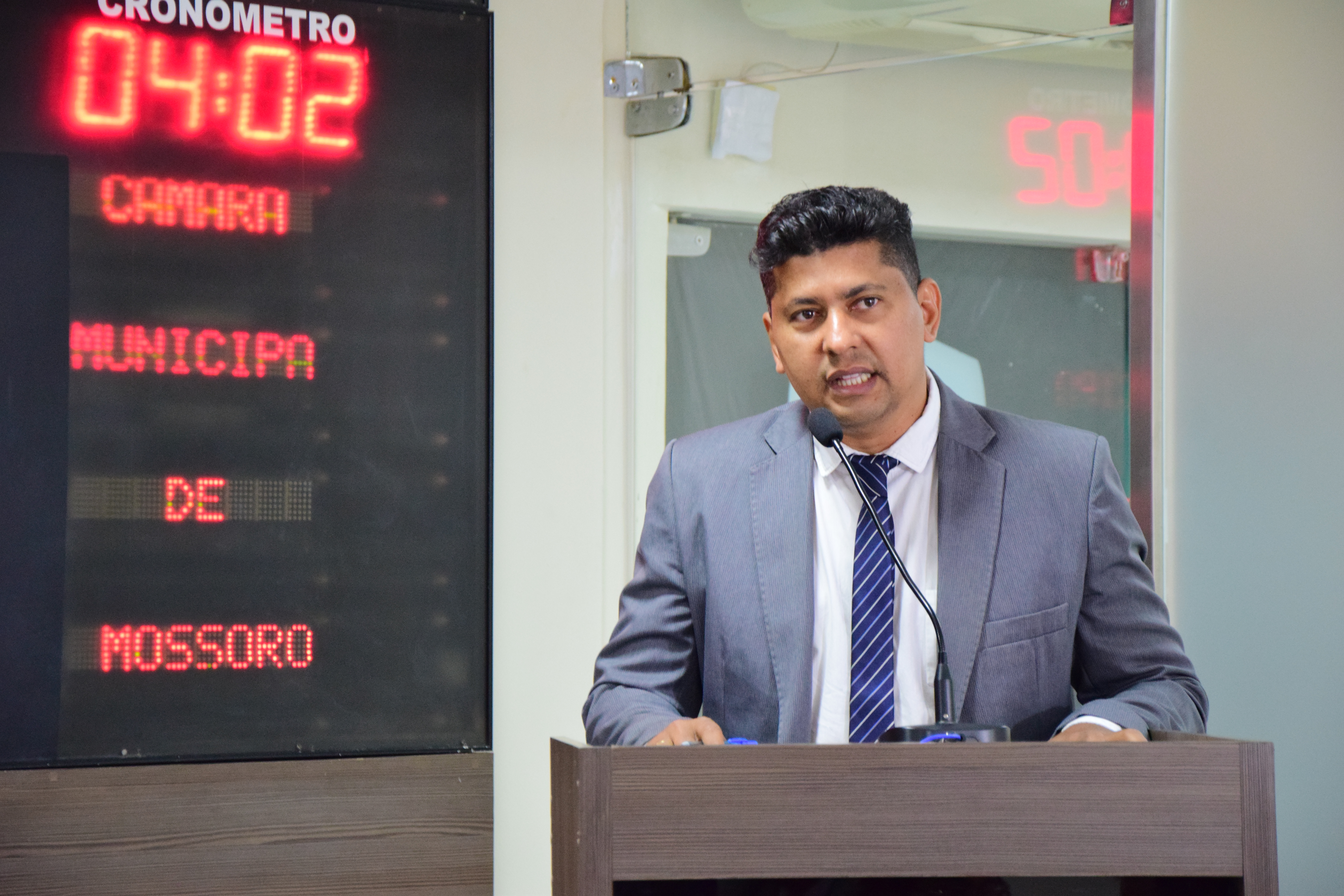 Genilson Alves pede fiscalização em óticas de Mossoró