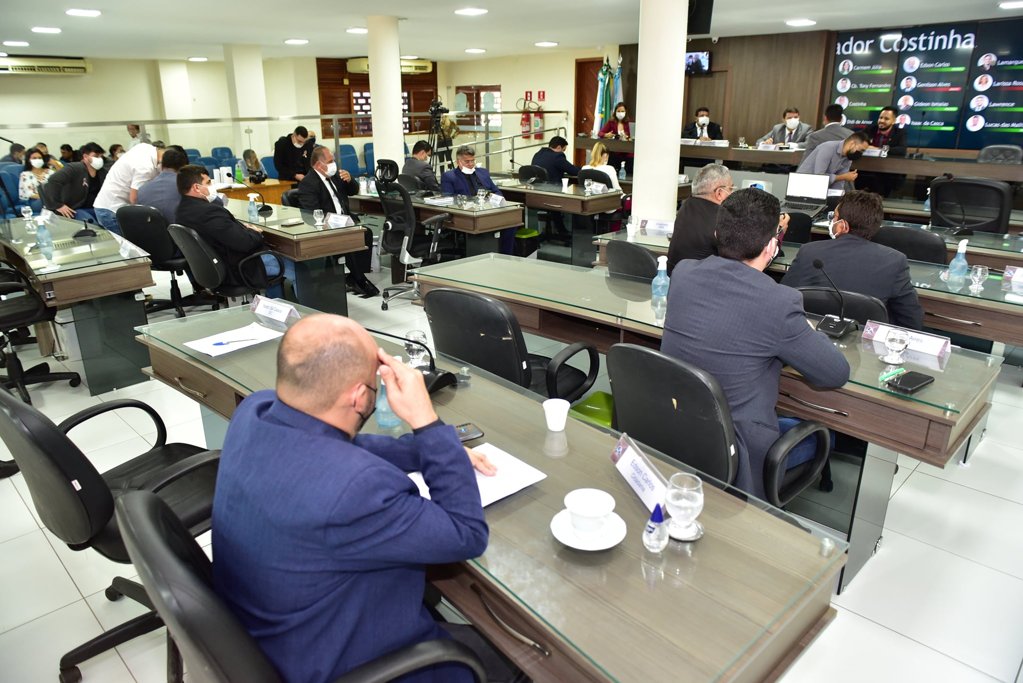 Habitação: Câmara conclui votação de benefício à mulher vítima de violência