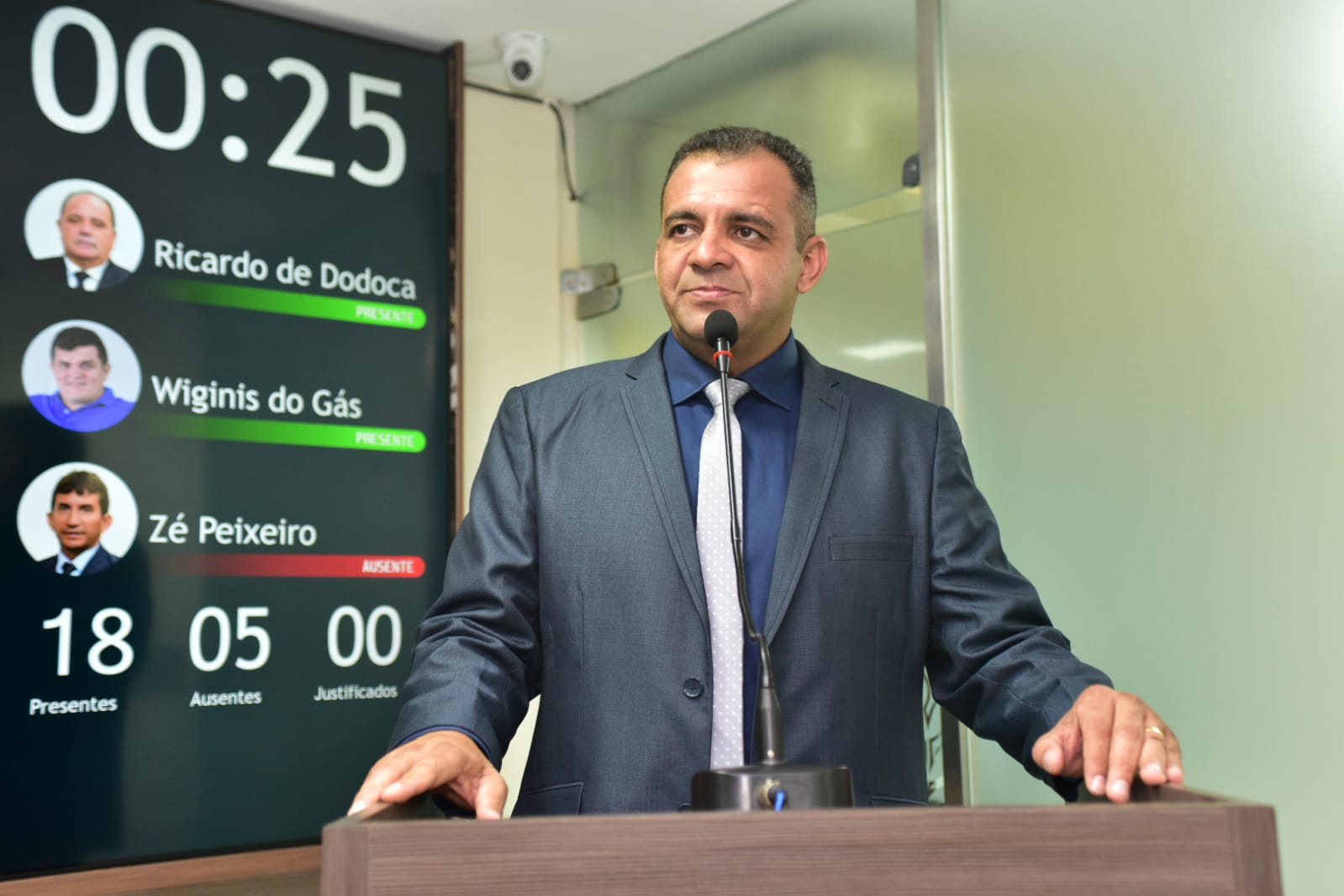 Isaac da Casca defende projeto em favor dos dependentes químicos