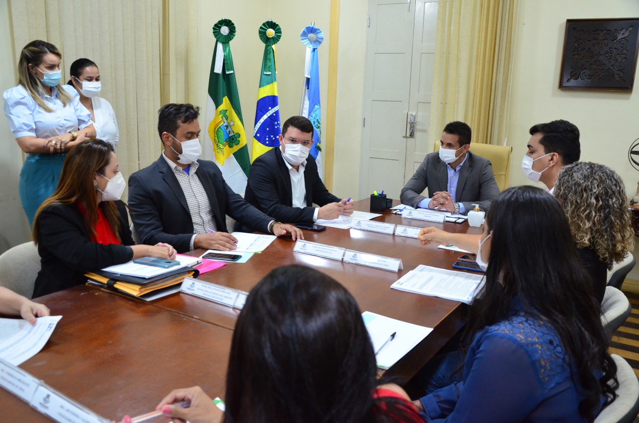 Lawrence Amorim intermedeia reunião entre conselheiros tutelares e Prefeitura de Mossoró