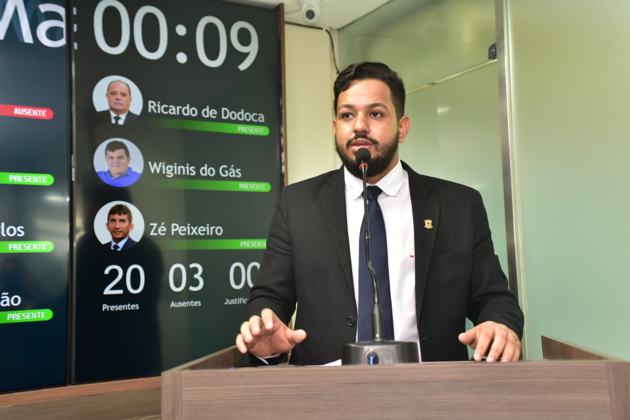 Lucas das Malhas convida jovens para cursos profissionalizantes