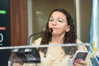 Marleide Cunha acusa gestão Allyson de maquiar dados da Educação