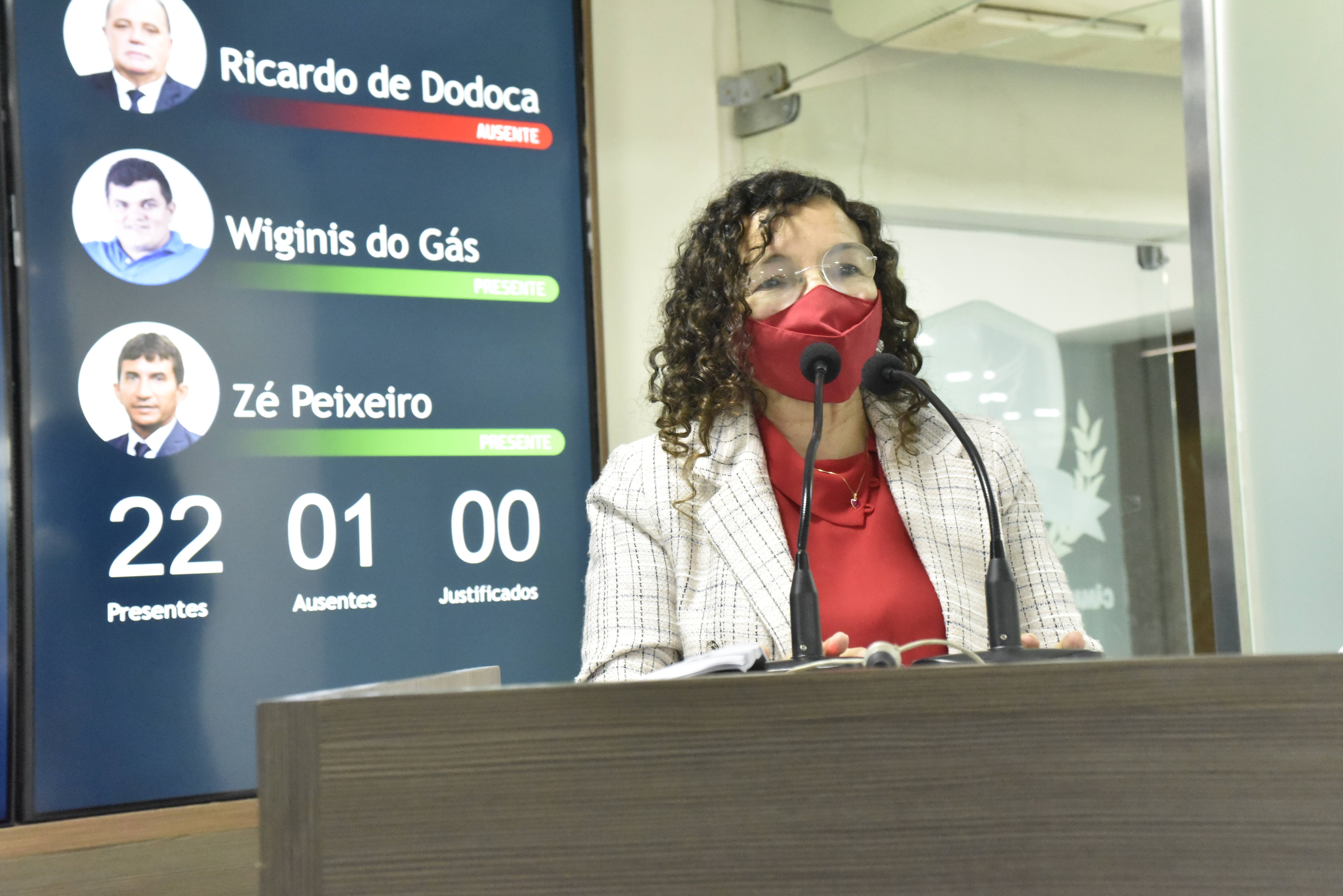 Marleide Cunha denuncia assédio moral em secretarias da Prefeitura de Mossoró