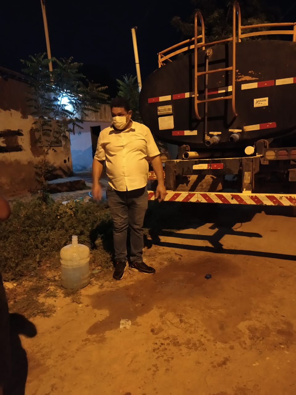 Omar Nogueira cobra regularização do abastecimento de água no Santa Helena