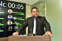 Omar Nogueira cobra transparência nas informações sobre taxas que comerciantes precisarão pagar para o MCJ