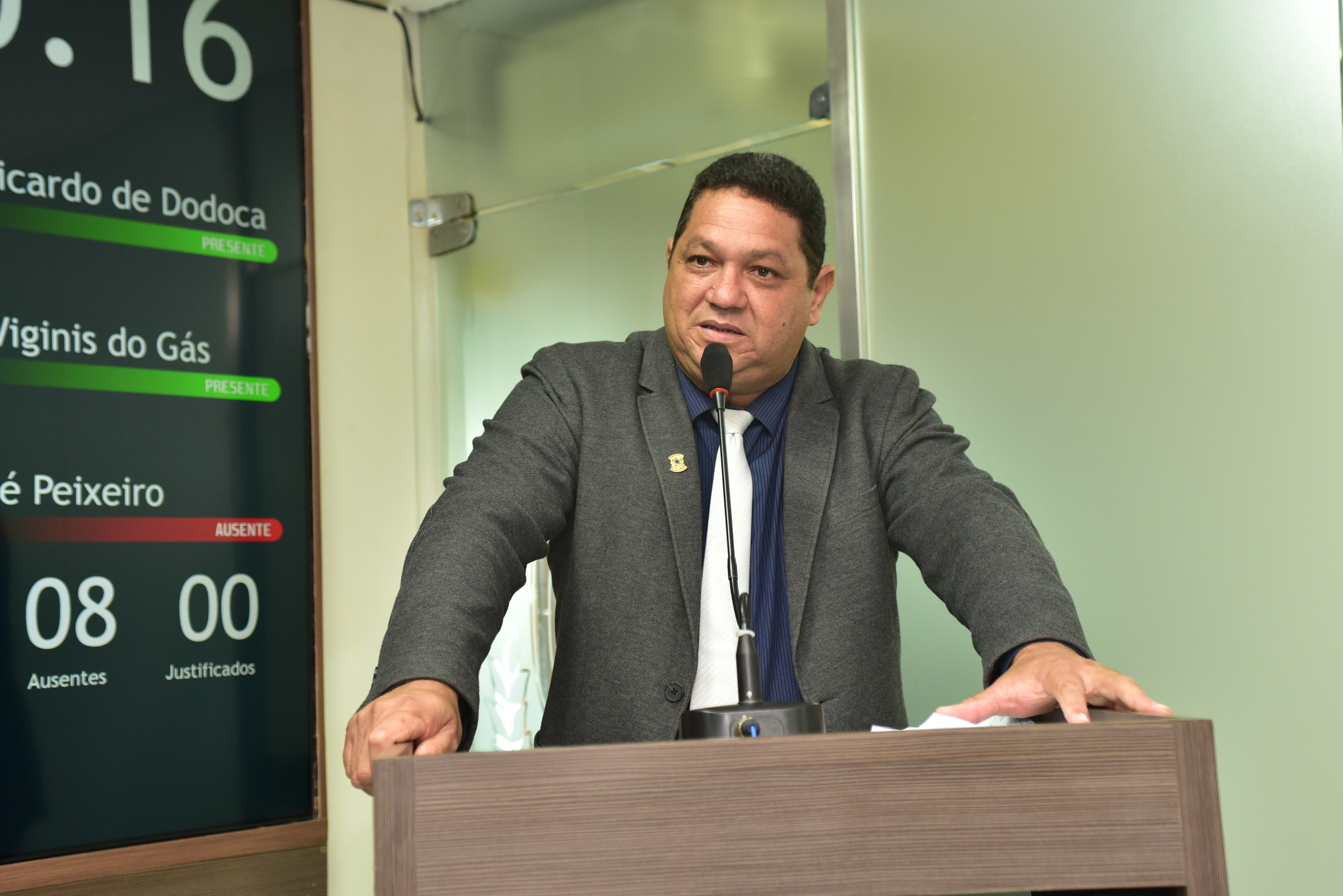 Omar Nogueira denuncia “gambiarra” em obra pública já inaugurada