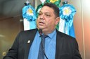 Omar Nogueira diz que tomógrafo continua encaixotado 