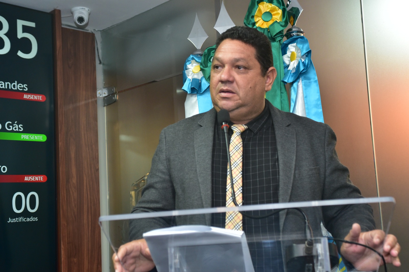 Omar Nogueira pede mais atenção à saúde municipal