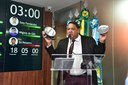 Omar Nogueira protesta contra fome em Mossoró