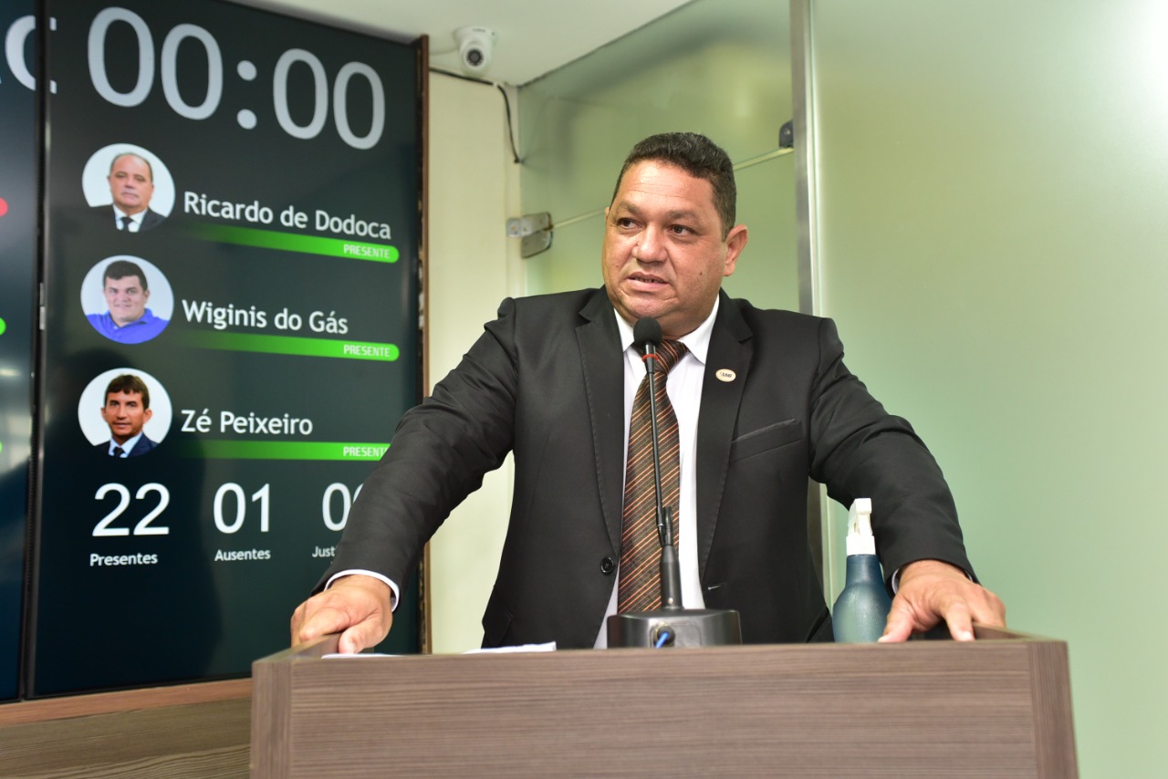 Omar Nogueira reafirma compromisso com a população