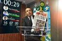Paulo Igo lamenta consulta médica embaixo de árvore