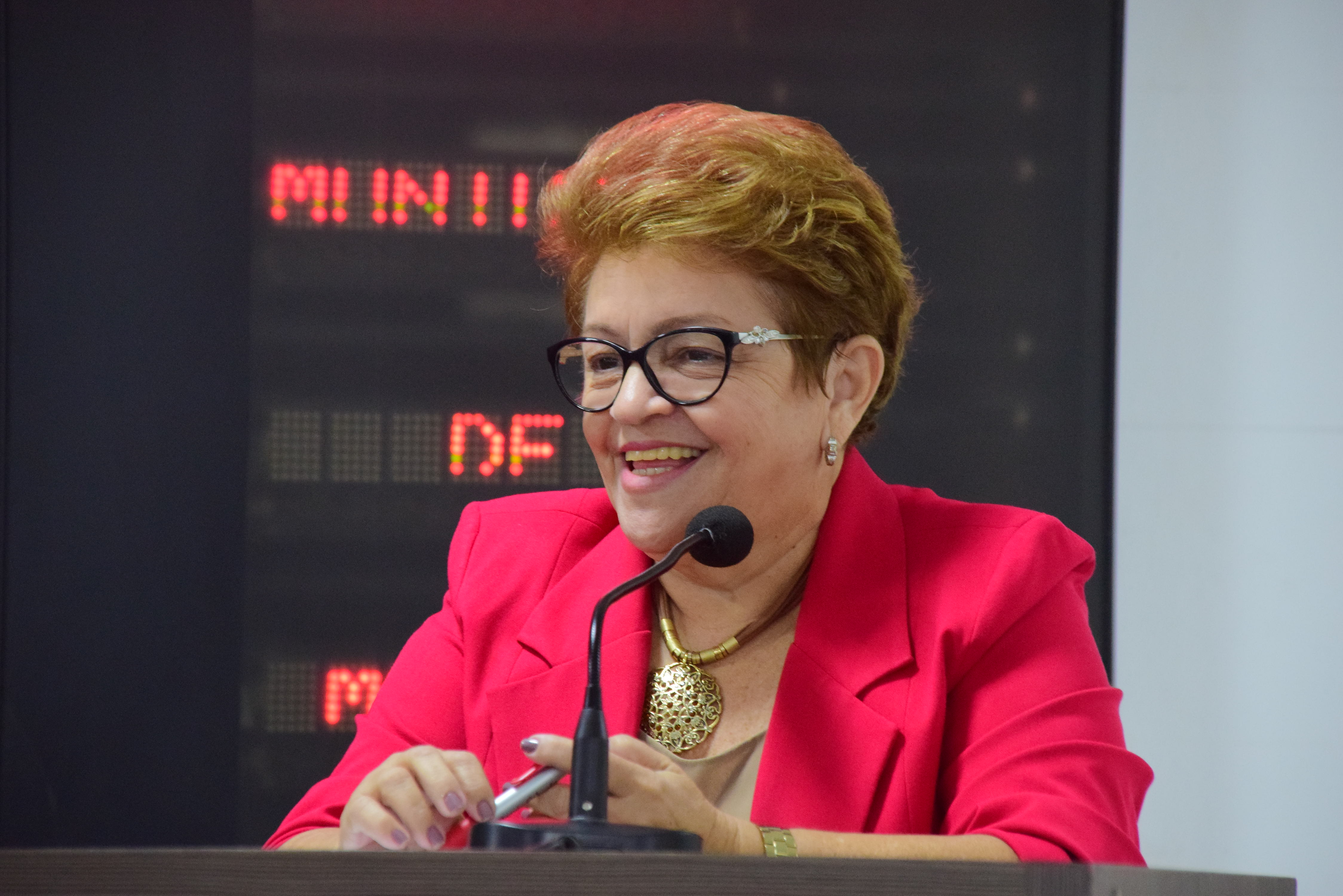 Plenário aprova aluno com deficiência em escola próximo de casa