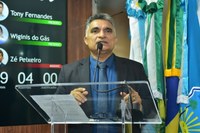  Professor Francisco Carlos ressalta lei que cria premiação no âmbito do ensino municipal