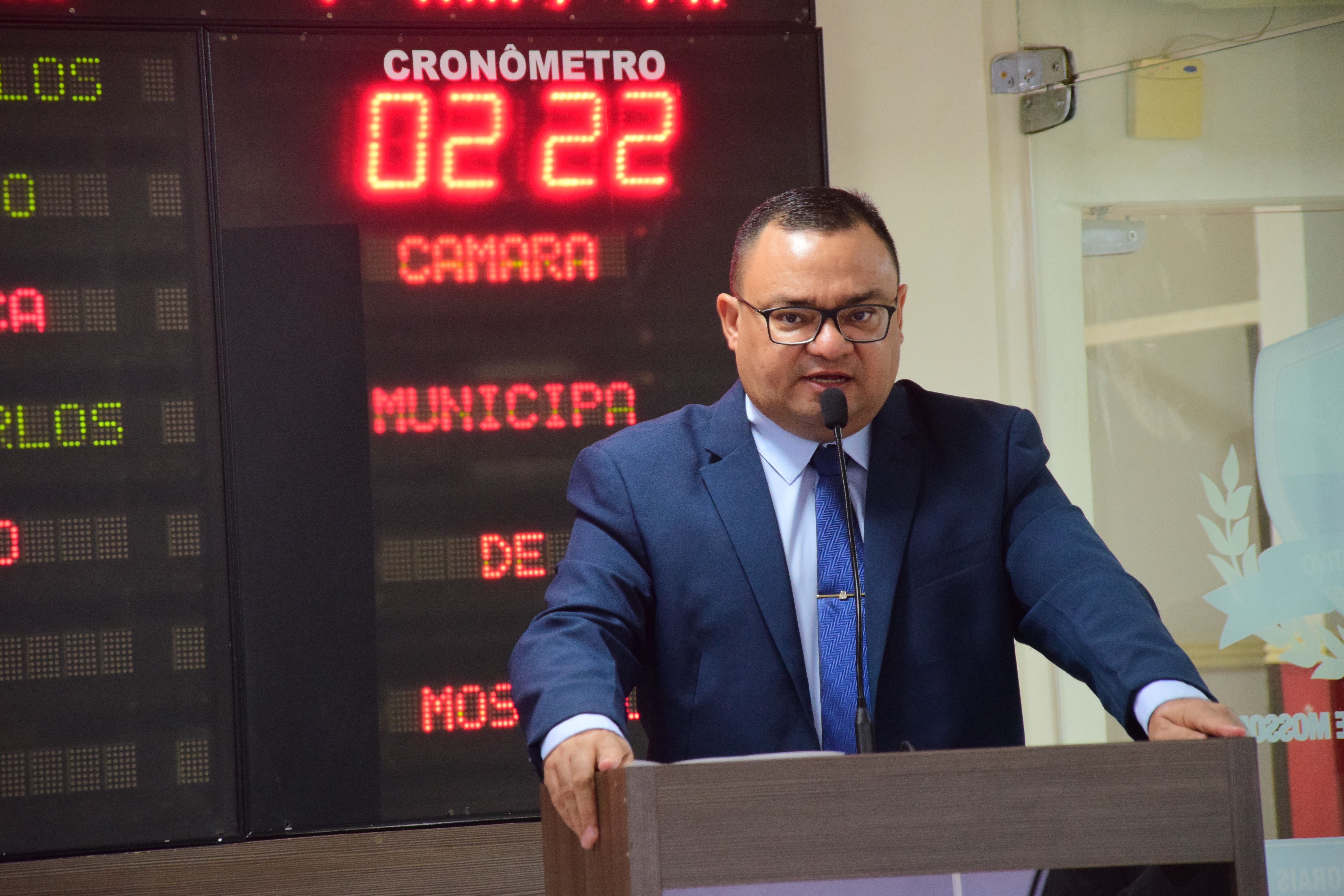 Rondinelli Carlos presta contas do mandato e destaca ciclo de palestras