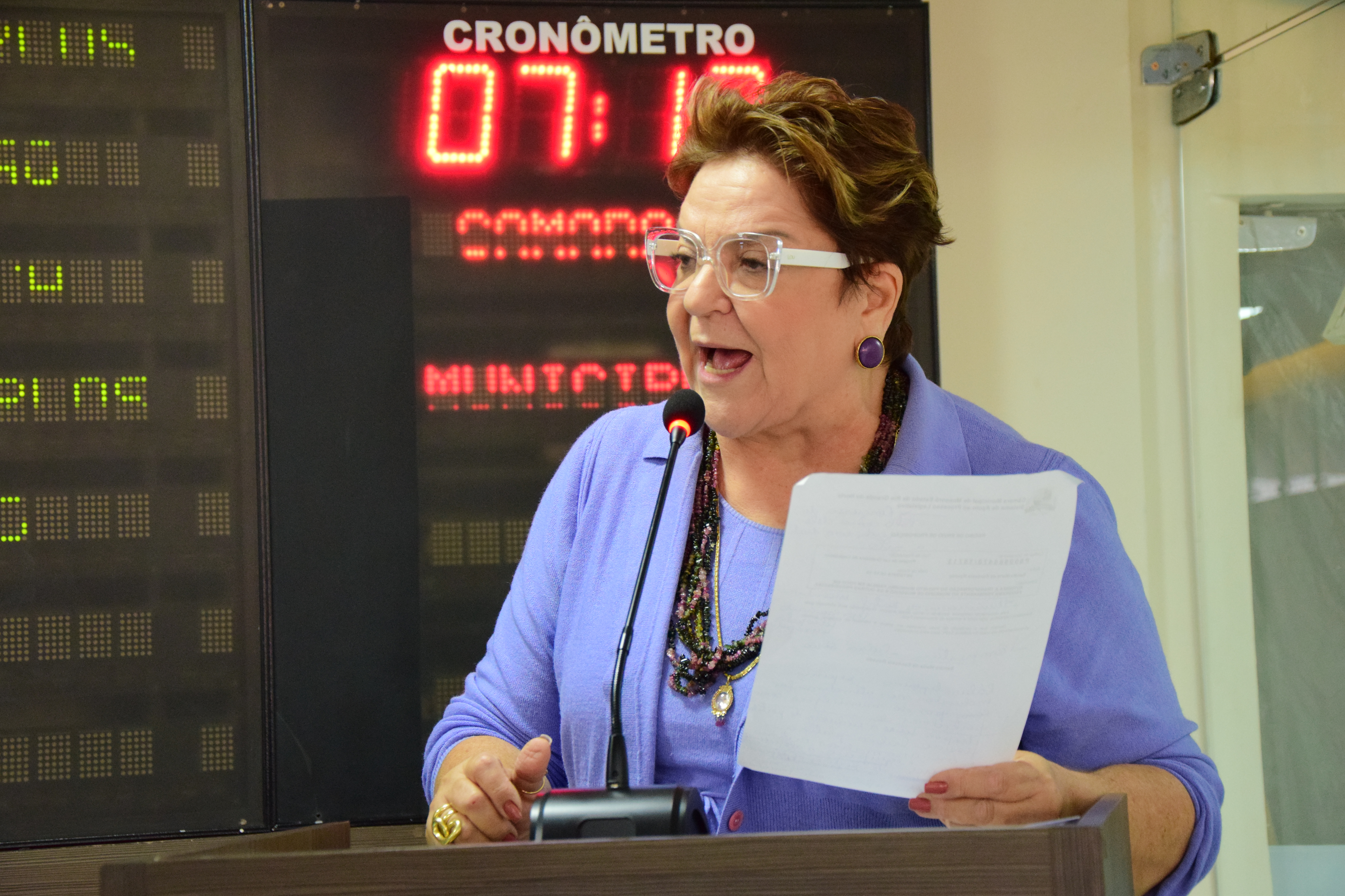 Sandra Rosado apresenta projetos que ampliam assistência aos mossoroenses