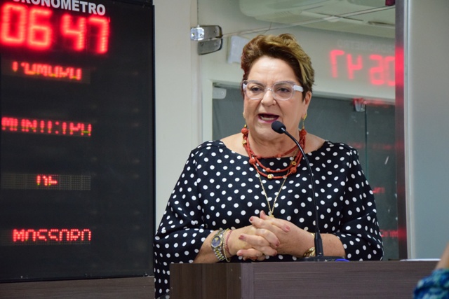 Sandra Rosado elogia adiamento de imposto municipal