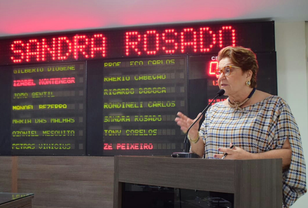 Sandra Rosado repudia nova ideia de privatização da Uern