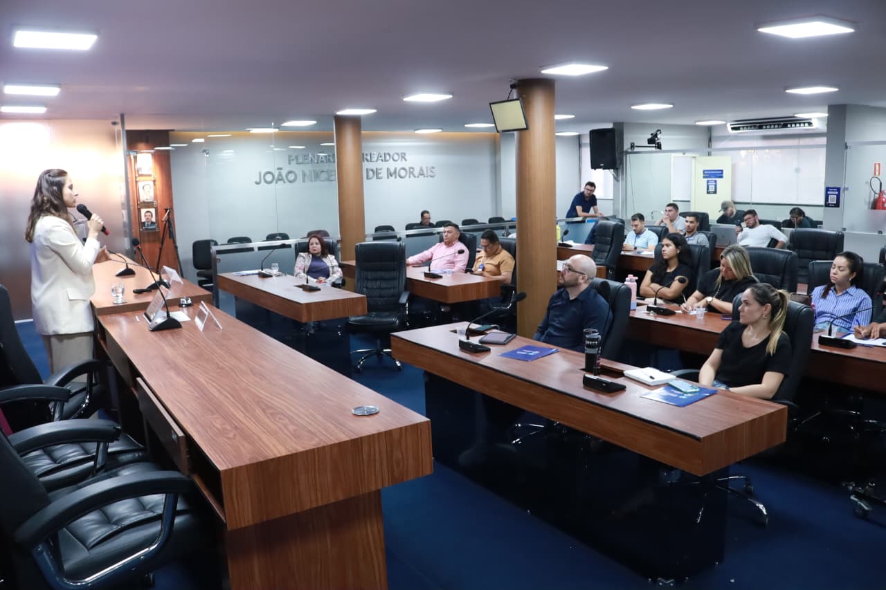 Servidores da Câmara participam de capacitação sobre elaboração de leis