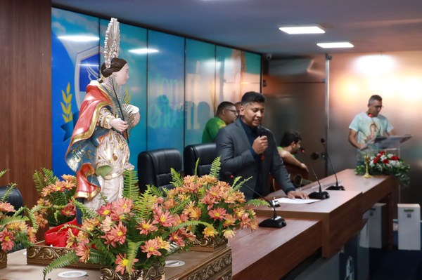 Sessão solene da Câmara marca mais um ano da tradicional homenagem a Santa Luzia