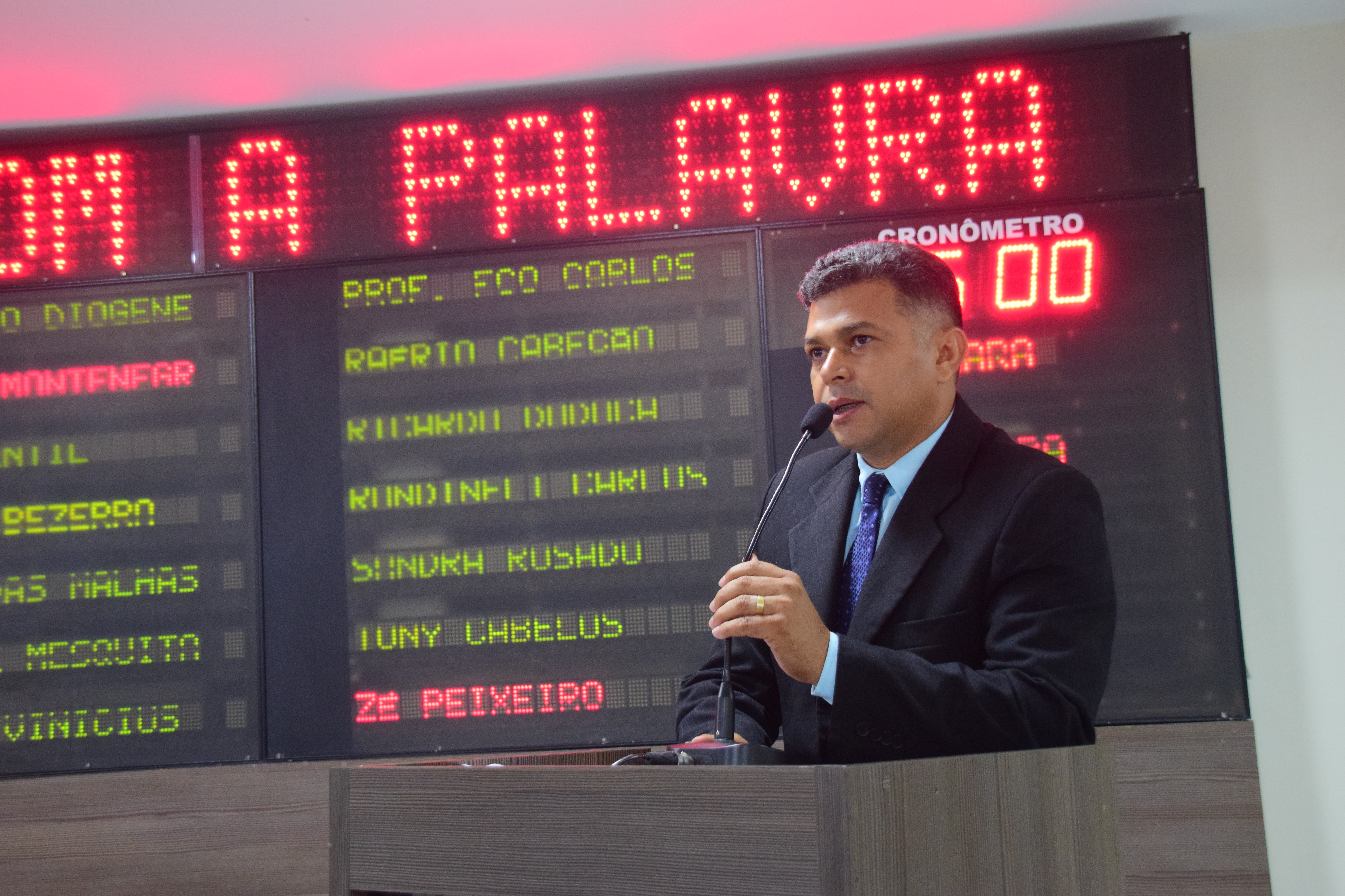 Tony Cabelos ressalta obras realizadas em Mossoró