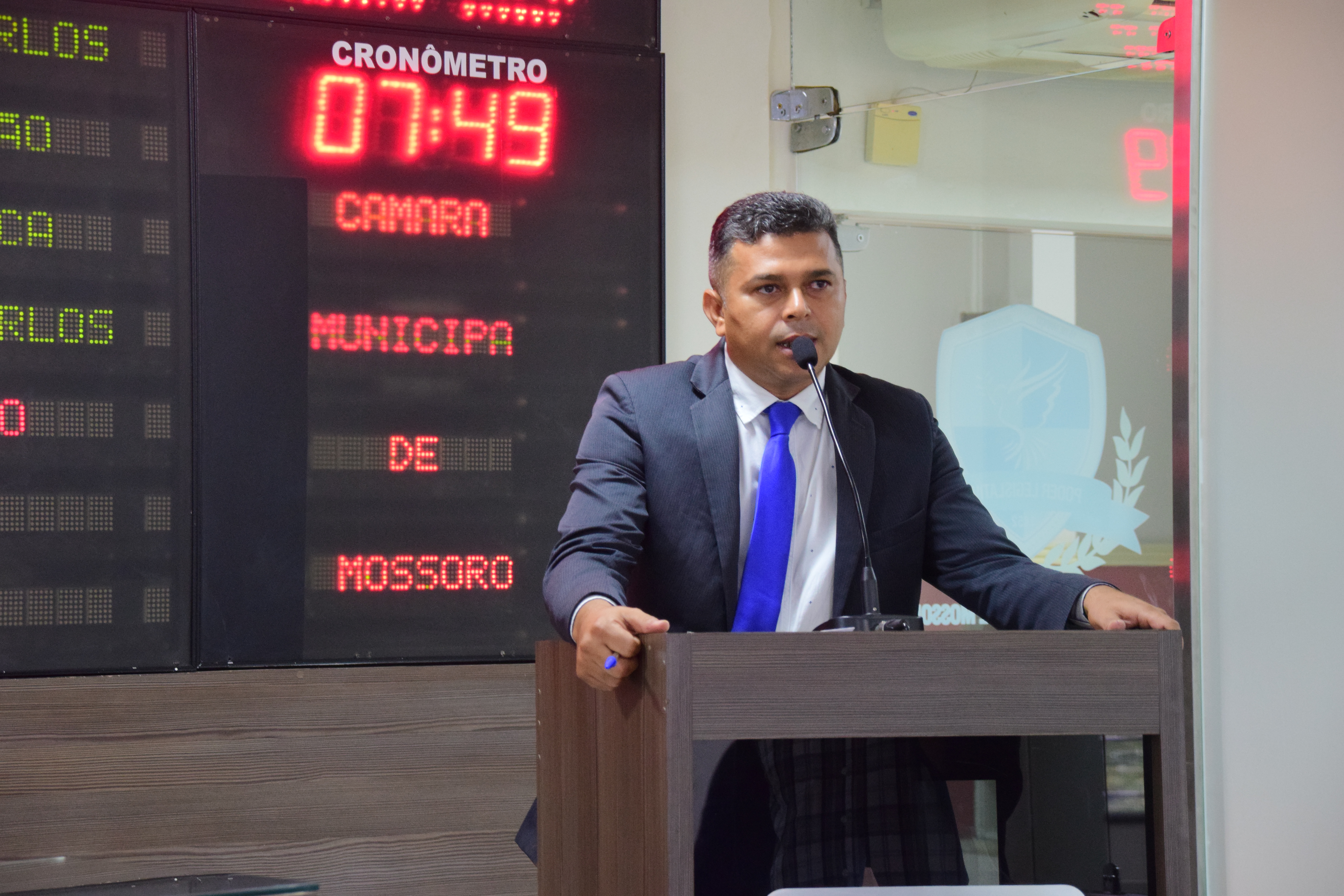 Vereador destaca trabalho dos profissionais da Escola Municipal Paulo Cavalcante