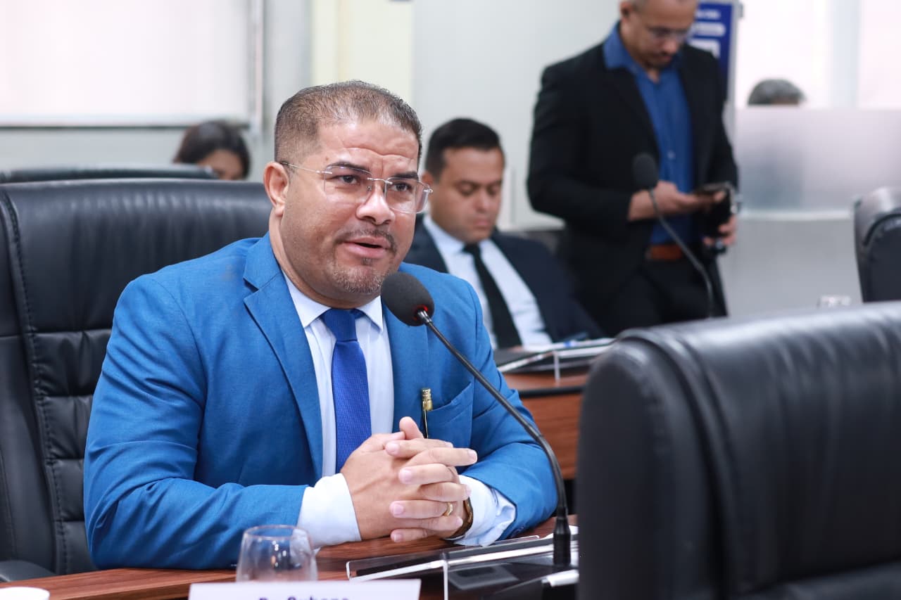 Vereador Doutor Cubano destaca doação de sangue, mobilidade urbana e causa animal na sessão desta quarta (18)