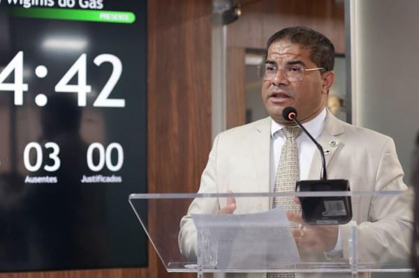 Vereador Dr. Cubano faz apelo por mais amor ao próximo e atendimento no CERS