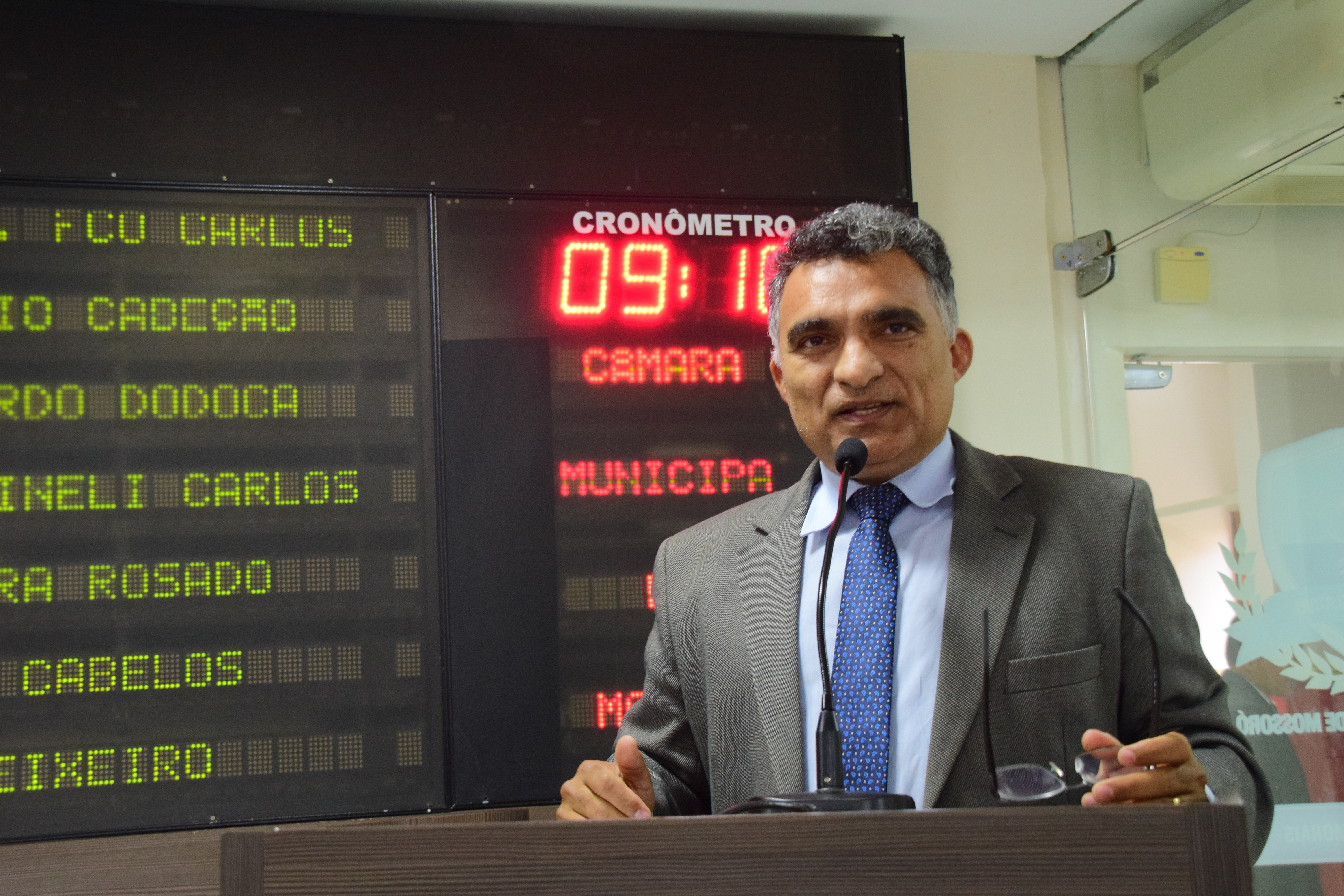 Vereador Francisco Carlos faz retrospectiva do trabalho realizado durante recesso parlamentar  