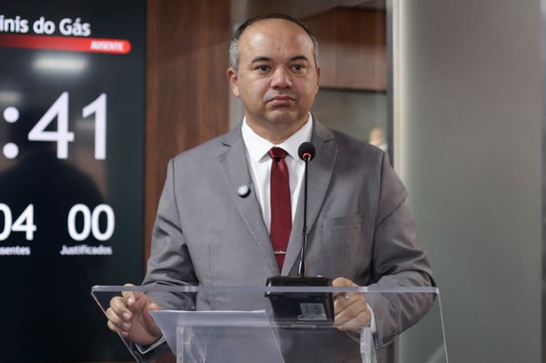Vereador João Marcelo reforça campanha Agosto Lilás e políticas de enfrentamento à violência contra a mulher
