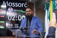 Vereador John Kenneth homenageia estudantes e destaca avanços na educação municipal